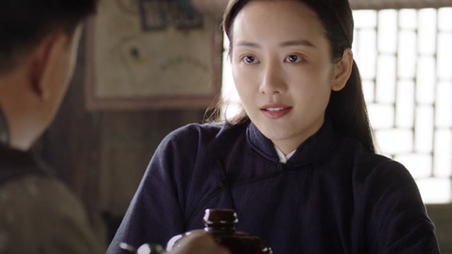 《芝麻胡同》第11集03:牧春花得知严振声报仇计划,她竟做出这种事