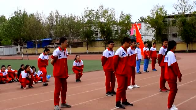 邯郸市第三中学校服图片