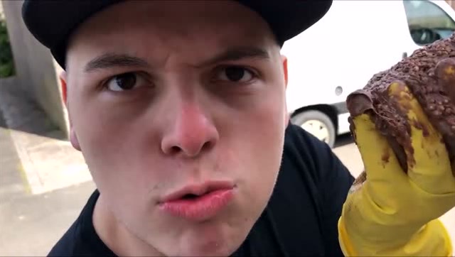 ben的整人计划:弟弟汽车上的1000个猫便便恶作剧