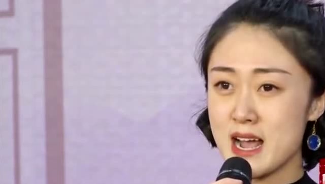 师承张火丁,程派美女青衣姜笑月京剧《锁麟囊》春秋亭