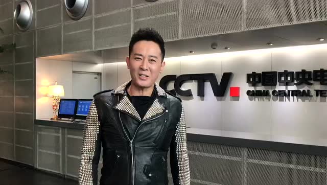 著名歌星汪正正祝福女人的珍珠玄音北京演唱会取得圆满成功