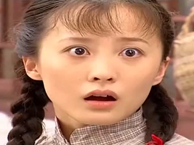 可云父亲举棒大打可豪,不料可云看见了他瞬间发疯!