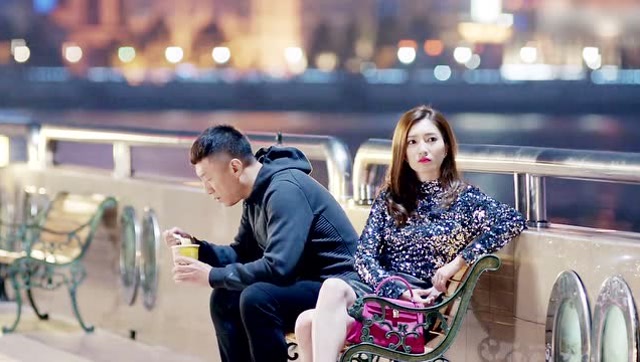 陆远陪江莱在海边散心