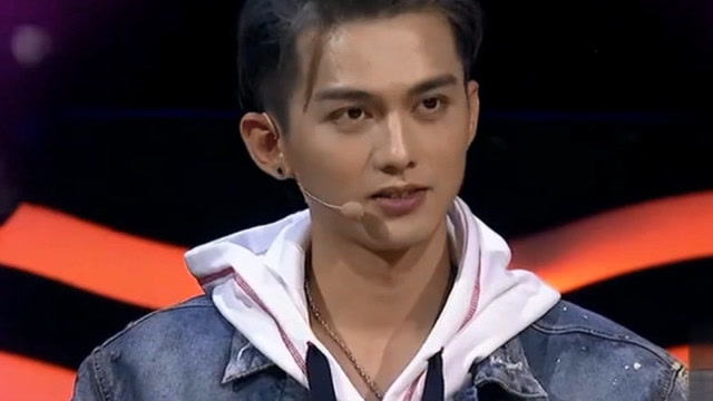 《非常完美》清纯女孩才艺展示演唱《当你》,徐志滨都听害羞了