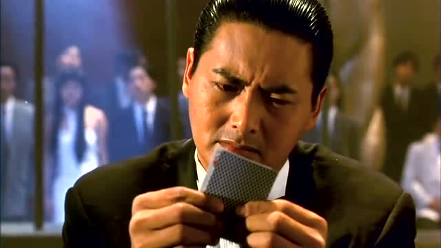 这才是赌神,桌上的钱梭哈了也不尽兴