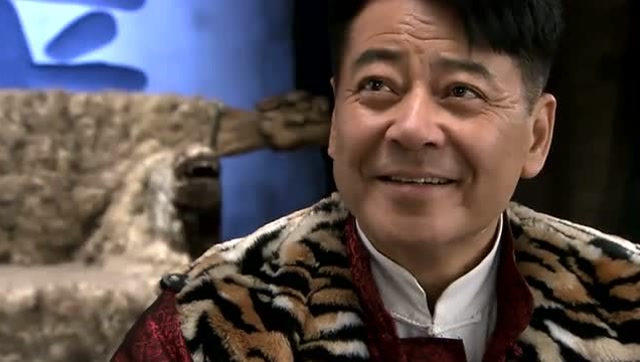 勇敢的心大当家和母女俩人吃饭温馨和睦