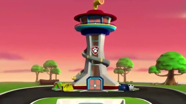 汪汪队立大功 莱德给狗狗们讲3只小猪的故事,狗狗们都听睡着了