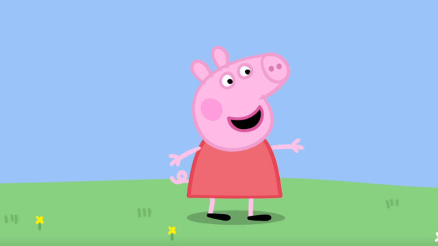 一位阿姨来佩奇家做客,还给佩奇织了一件毛衣,佩奇很开心