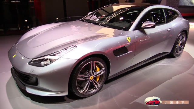 2019法拉利gt4,顶级豪华版,车门打开才是震撼的开始
