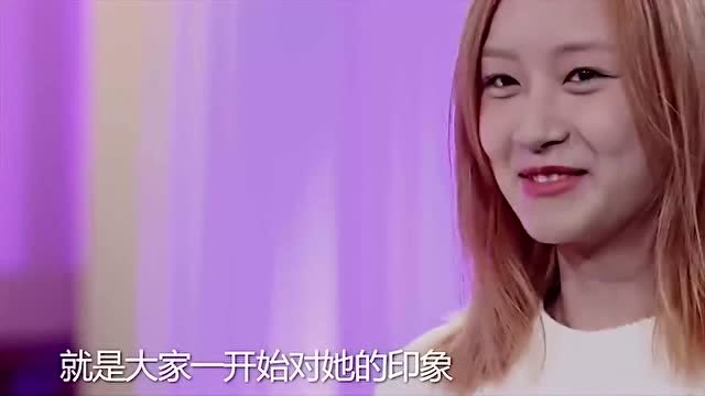 《爱上超模》"幸运饼干"马梦嘉获评委集体狂赞