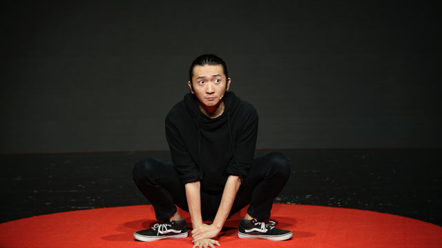 王梓表演 泡泡糖