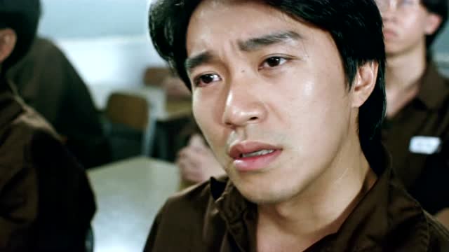 逃学威龙:对于阿星来说,学校和监狱没有什么区别