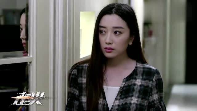 走火:谭婧偷听孙然打电话,孙然要逃跑出境,还不带自己的媳妇