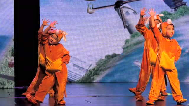 合浦舞之韵 袋鼠跳跳跳