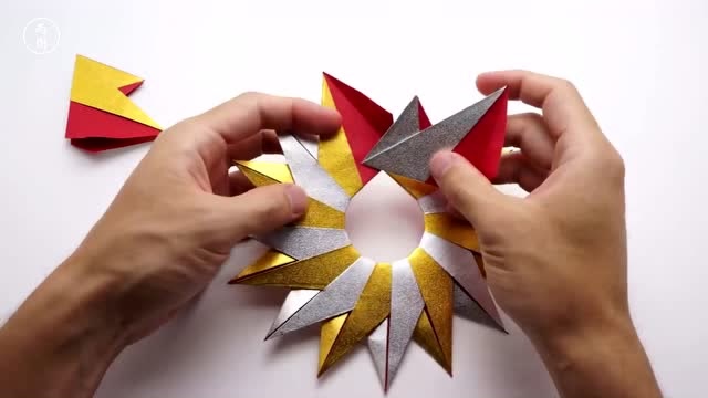 小伙亲自diy,用折纸制作16角星!一起来学习吧!