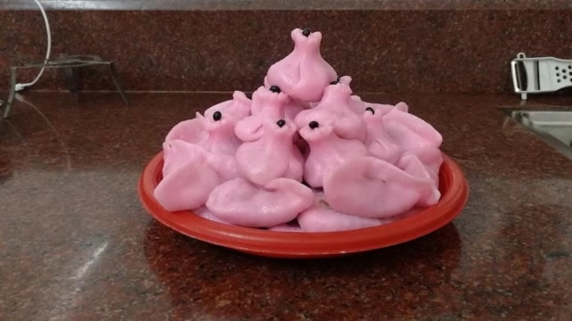 潮汕传统成人礼叫"出花园",粿品不可少,农村阿姨来做一盘粿