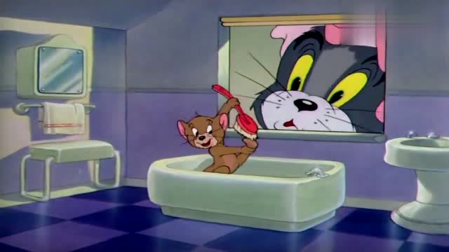 猫和老鼠:汤姆偷看杰瑞洗澡,把他吓得不轻,汤姆太坏了