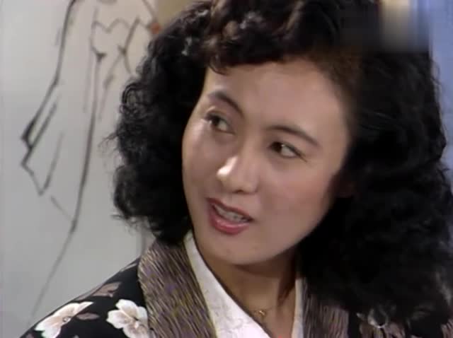 女人不是月亮:欧阳珠豁出老脸,帮村姑争取到模特培训
