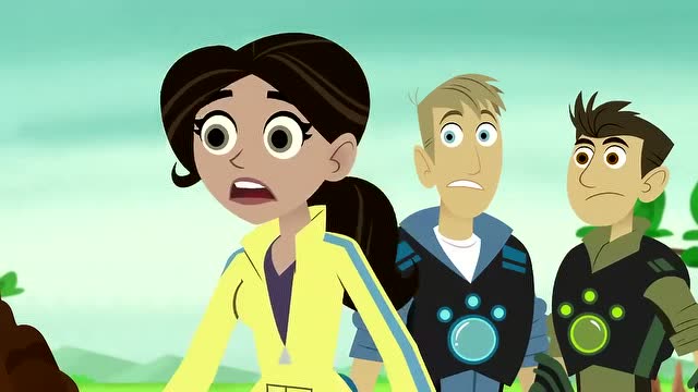 动物兄弟:川山甲正在朝着两只霸王龙中间走来,没察觉到周围环境