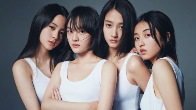 怪不得男人都说喜欢"小鸟依人",看关晓彤和张子枫同台,瞬间豁然开朗!