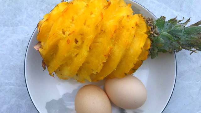 自从知道菠萝鸡蛋可以这样做,我家一周吃5次,酸甜可口,真解馋