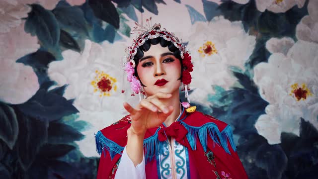 派澜 中国舞《梨园旧梦》教师个人:郭青天 原