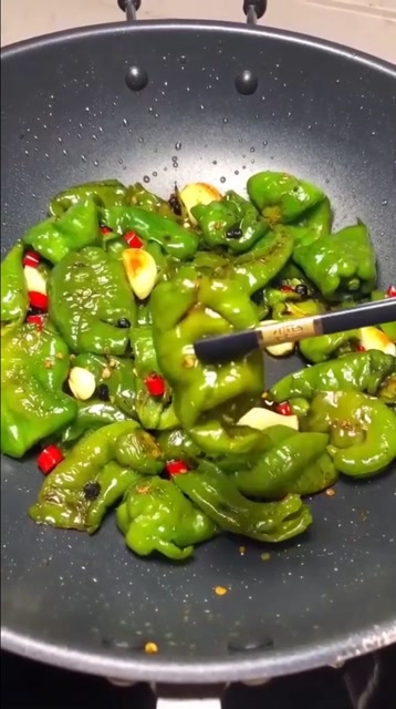 喜欢吃辣椒的吃货看过来了,绝对符合你的口味!