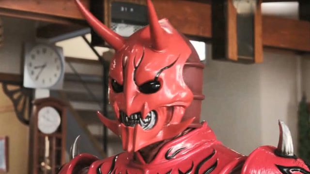 不愧是异类电王,连时间列车都抢走了,还把异魔神赤鬼赶下了车