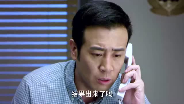 邱冰给顾铭比对衣服,这一幕被林之华看到,怕是吃醋了!