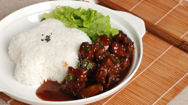 黑醋小排盖浇饭