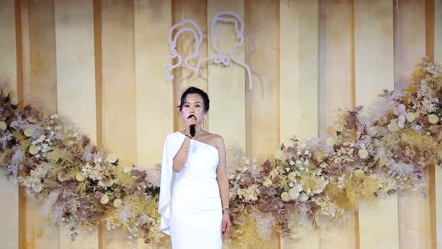 婚礼主持人雪儿