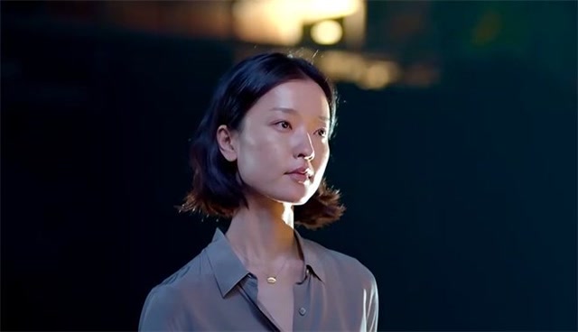 从你的全世界路过:小容来到天台,看到与陈末的点点滴滴