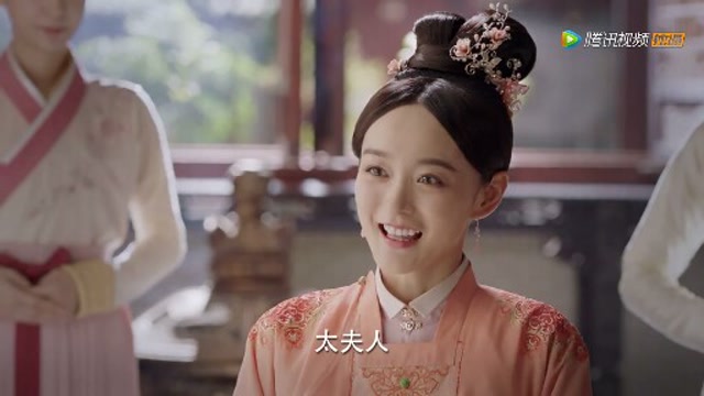 锦心似玉:太夫人把乔莲房当自己的女儿了,乔莲房在太夫人面前很乖巧呢