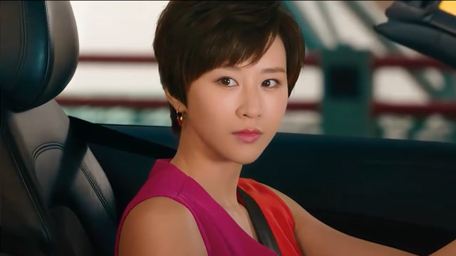 机器之血:成龙大哥真会挑演员,这个冷艳女郎太养眼了