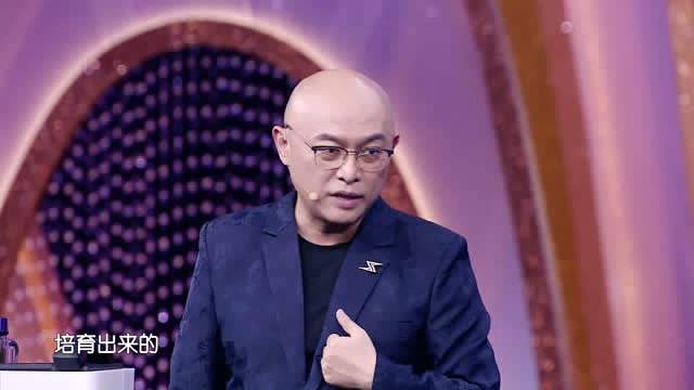 199-ada5a2ba269db8a395042df9c5b9222f按住画面移动小窗朱迪刘辉源