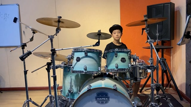 康涵宸 架子鼓演奏《着魔》