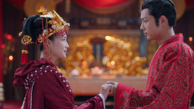 疾冲摘星大婚之日,谁料疾冲竟告诉王妃一个秘密,叫停了婚礼