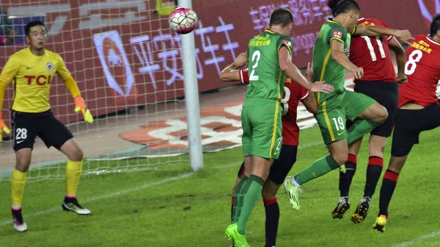 【资讯】辽宁宏运对战北京国安 双方互有攻守场面焦灼