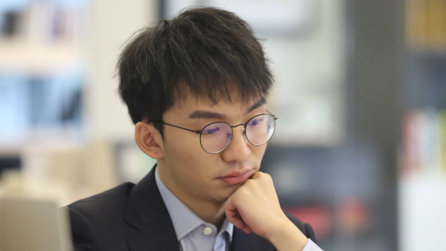 【李浩源·问答时间】大型书单种草现场,谈与何运晨是惺惺相惜的朋友