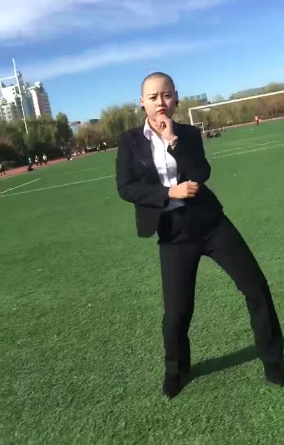 现在的男人越来越娘,女人越来越阳刚