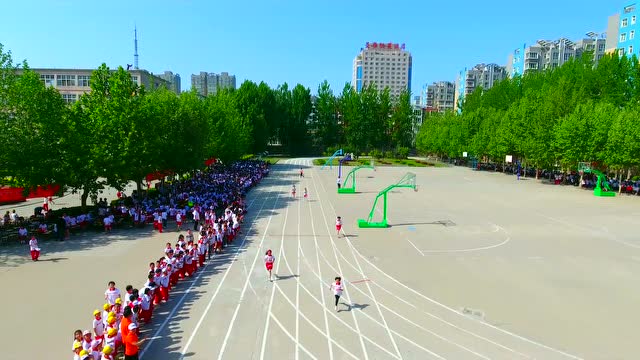 辛集市鹿城学校建华中学2017年春季运动会