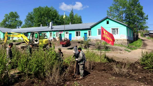 塔河县瓦拉干镇(场)党委红色经典诵读