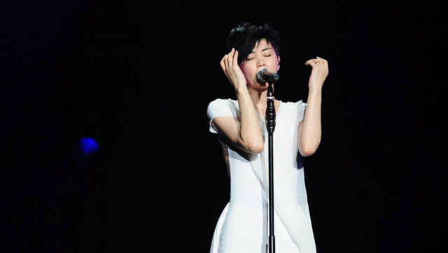 王菲的《当时的月亮》真是好听醉了,一曲足以回忆当年的情景