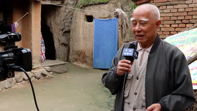 天水正大医院资助琥珀镇霍家沟小学贫困学子