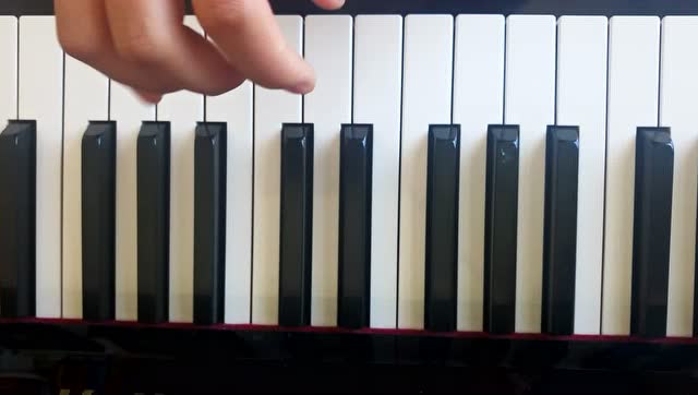 小汤1册《军号响》