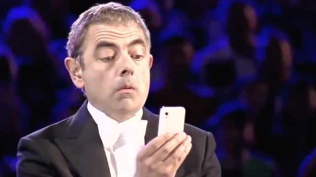 憨豆先生的表演 英国式幽默 现场狂笑不止