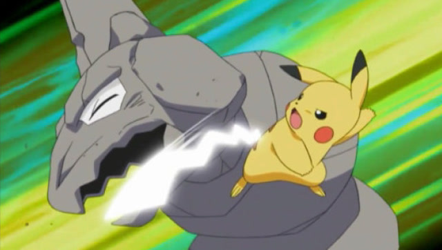 皮卡丘vs大岩蛇,皮卡丘的铁尾太强了,岩石系的小精灵扣血很严重