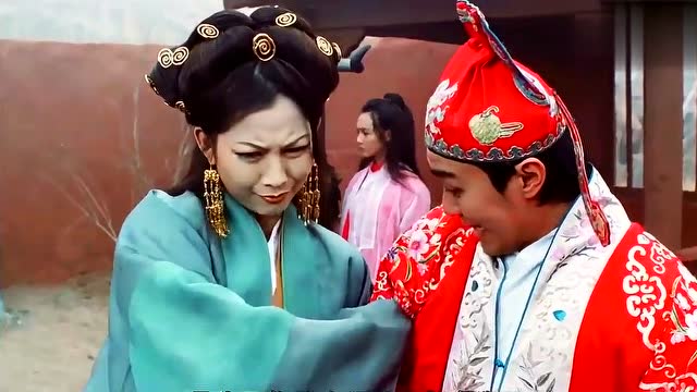你这只臭猴子,以前都是叫人家小甜甜,现在竟然叫我牛夫人
