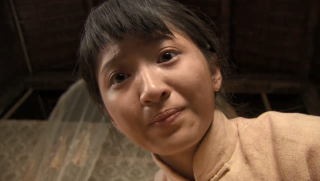 娘心:彩霞把药端给天成,迷迷糊糊的说出小玉姐姐!