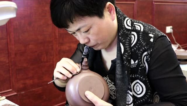 "我有匠心"第三届宜兴紫砂全手工制壶大赛 银奖 孙明霞